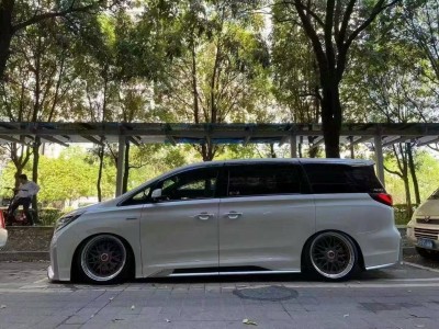 传祺M8改装AIRBFT空气减震:独特风格彰显个性