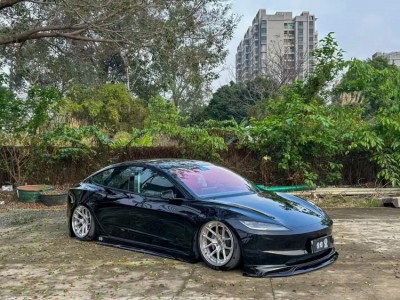 潮流风格 特斯拉model3改装AIRBFT空气减震案例