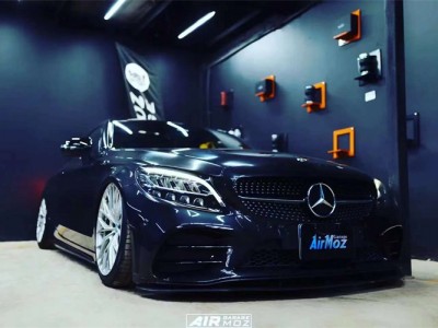 西装暴徒 奔驰C级低趴改装AIRBFT空气减震 西装暴徒 奔驰C级低趴改装AIRBFT空气减震