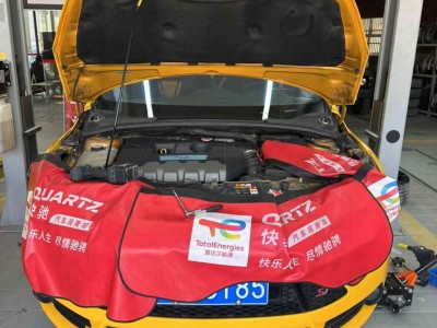 追求巅峰:福克斯ST改装AIRBFT空气减震案例